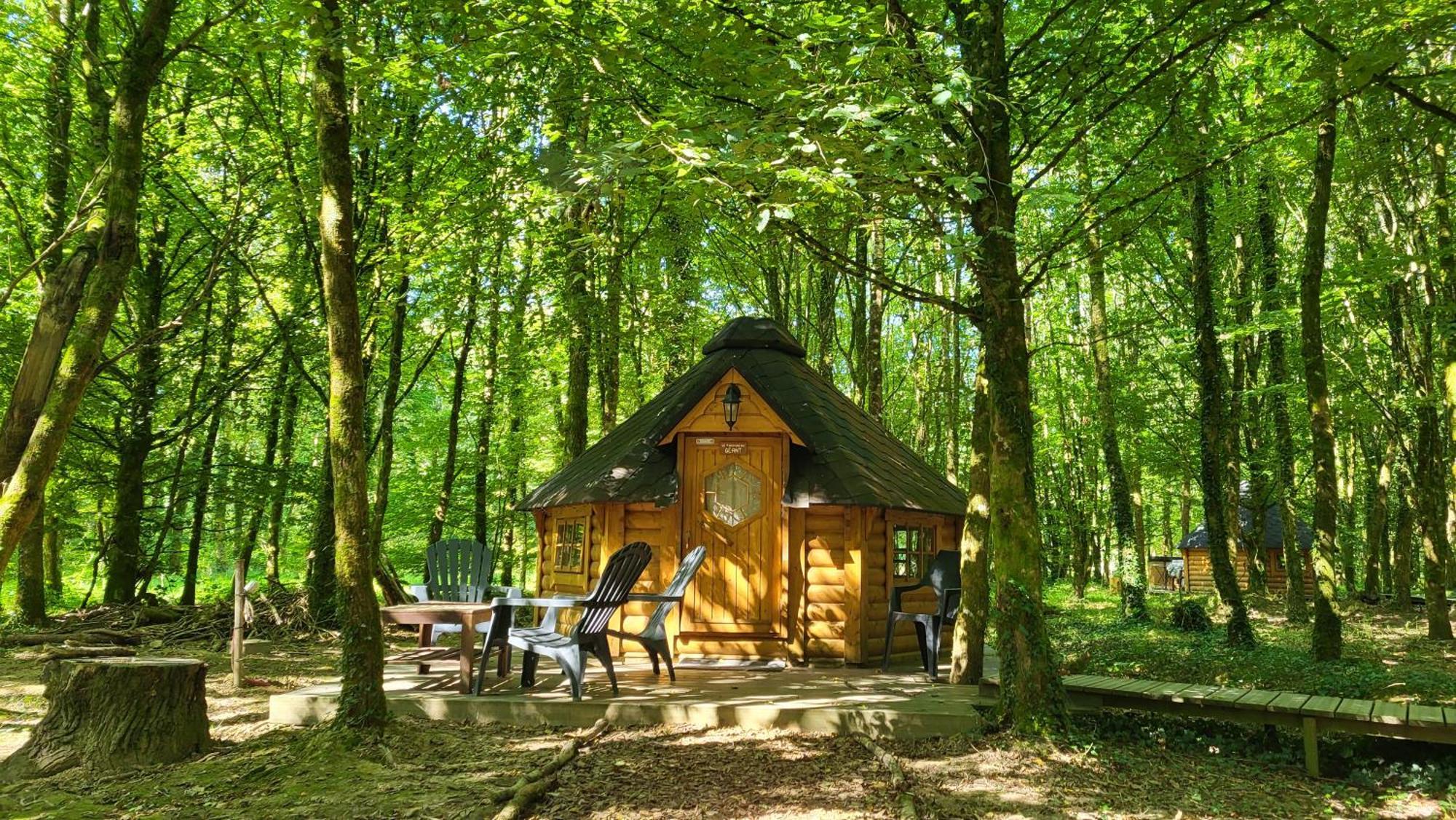 Le Domaine Insolite De Broceliande Пемпон Экстерьер фото