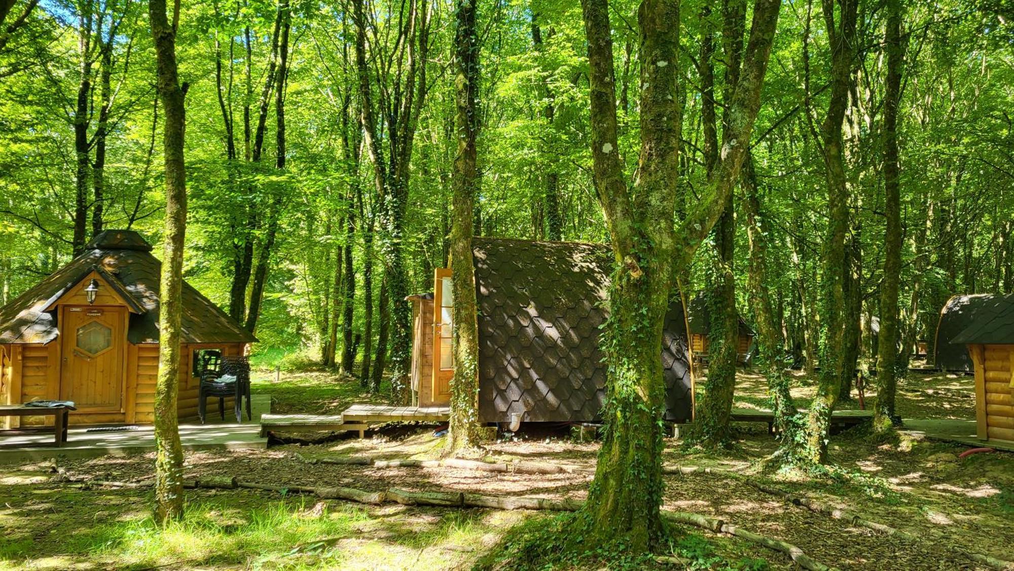 Le Domaine Insolite De Broceliande Пемпон Экстерьер фото